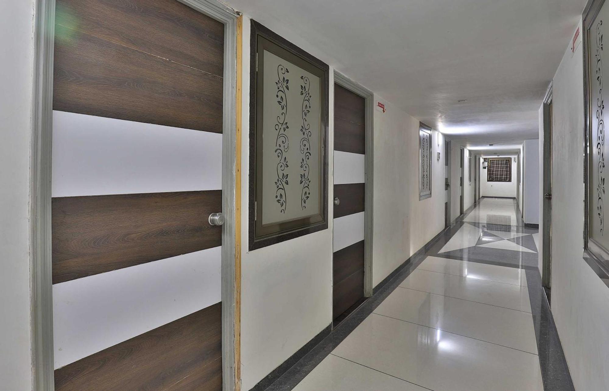 Collection O Panchsheel Hotell Vadodara Eksteriør bilde