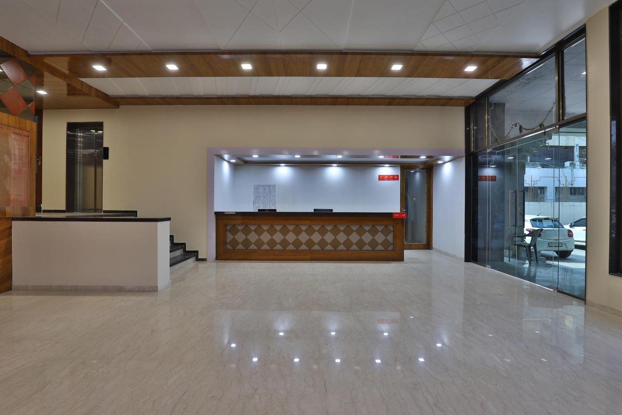 Collection O Panchsheel Hotell Vadodara Eksteriør bilde