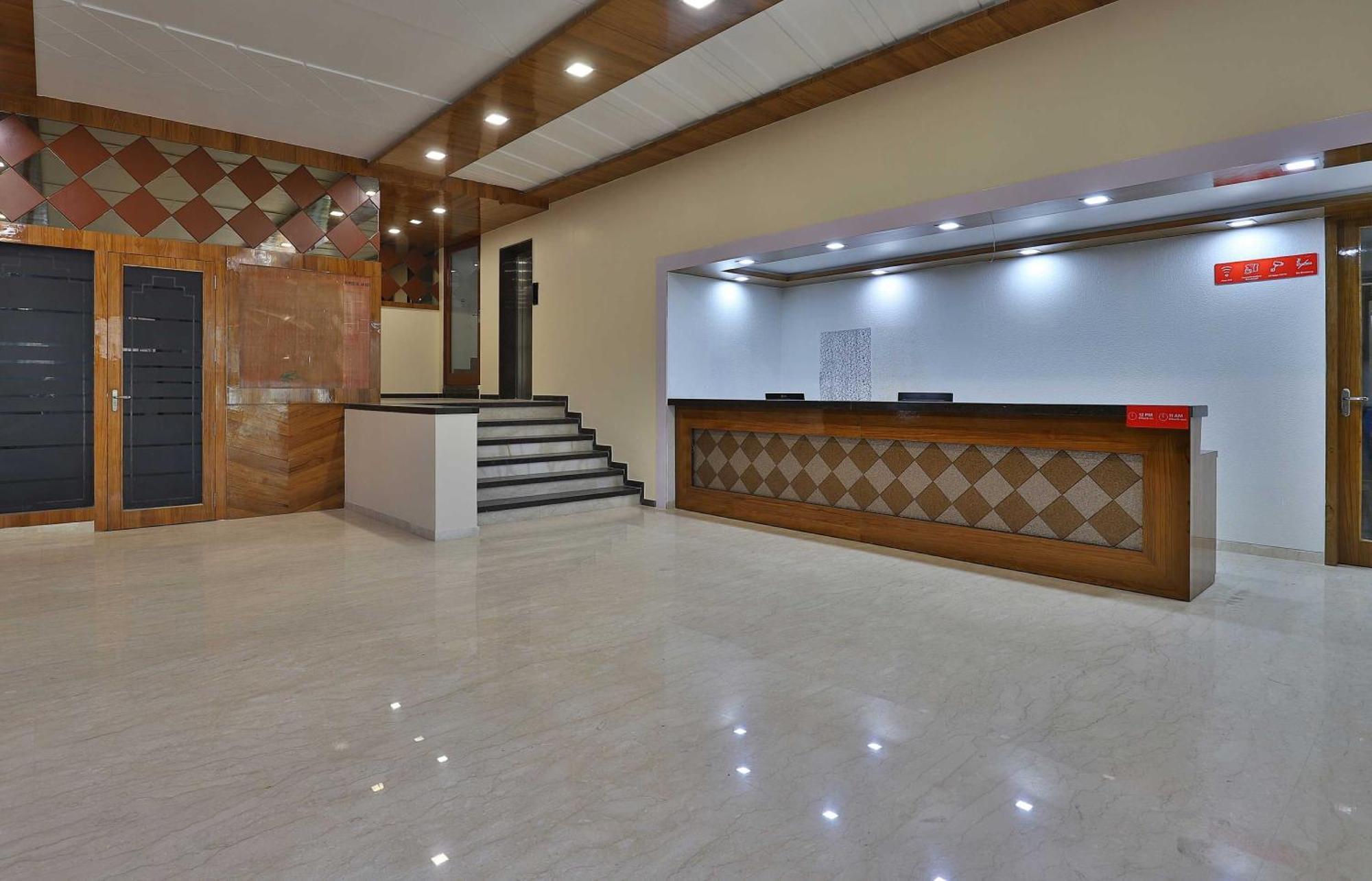 Collection O Panchsheel Hotell Vadodara Eksteriør bilde