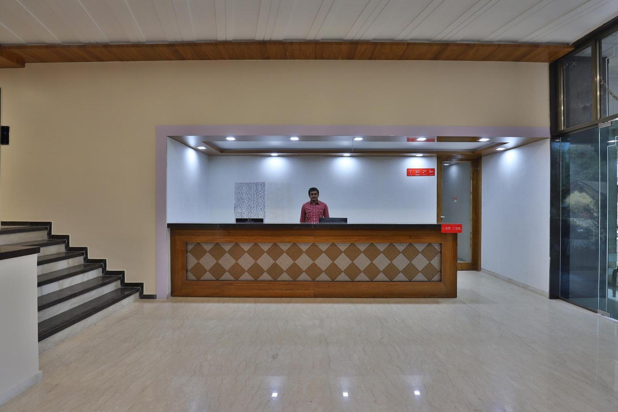 Collection O Panchsheel Hotell Vadodara Eksteriør bilde